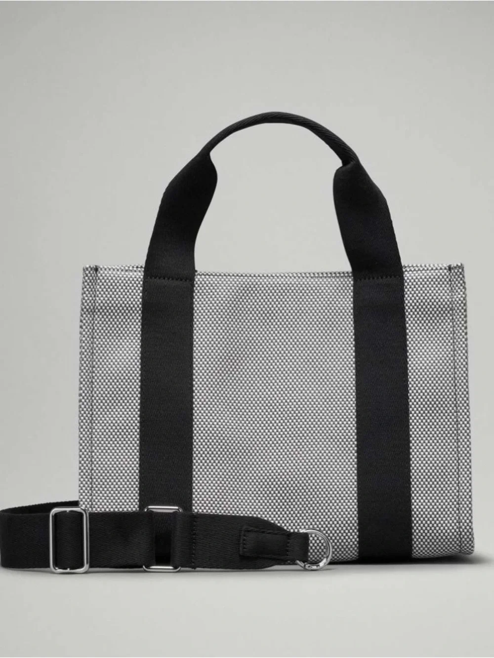 NWT Lululemon Two Tone Canvas Mini Boxy Tote 4.5L - Black BUNDLE - Picture 2 of 14